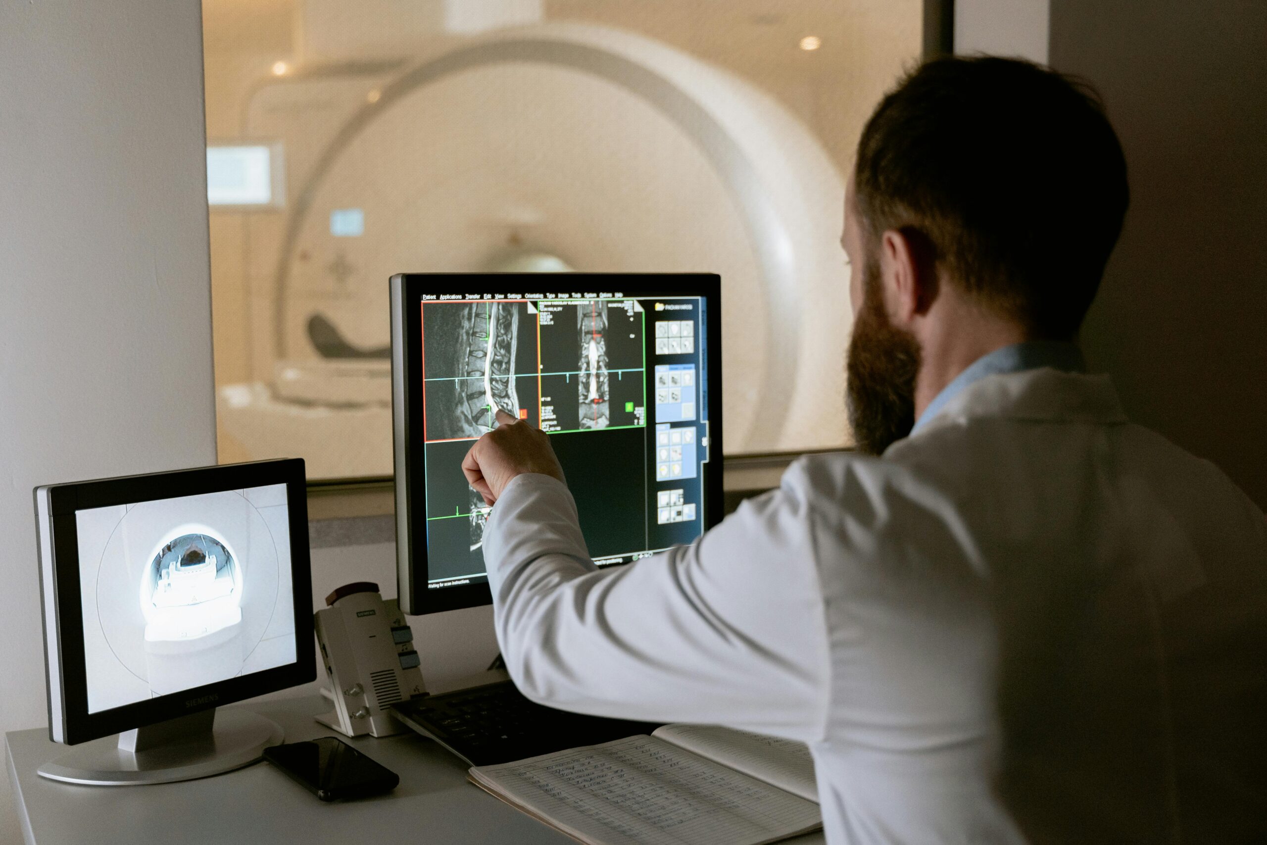 الأشعة المقطعية (CT Scan)