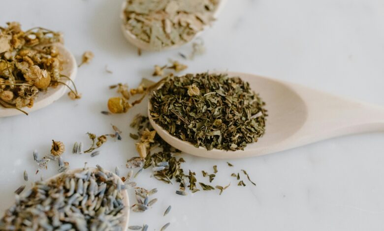 فوائد الأعشاب الطبيعية